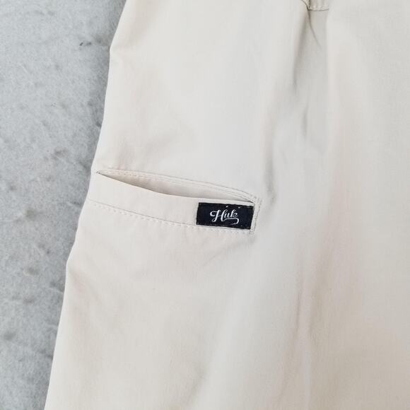 Huk Shorts Womens Small Beige Khaki Nylon Stretch Fishing Outdoor Elastic Waist - Picture 9 of 16